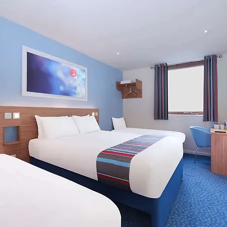 Hotel Travelodge A1 Southbound 2*